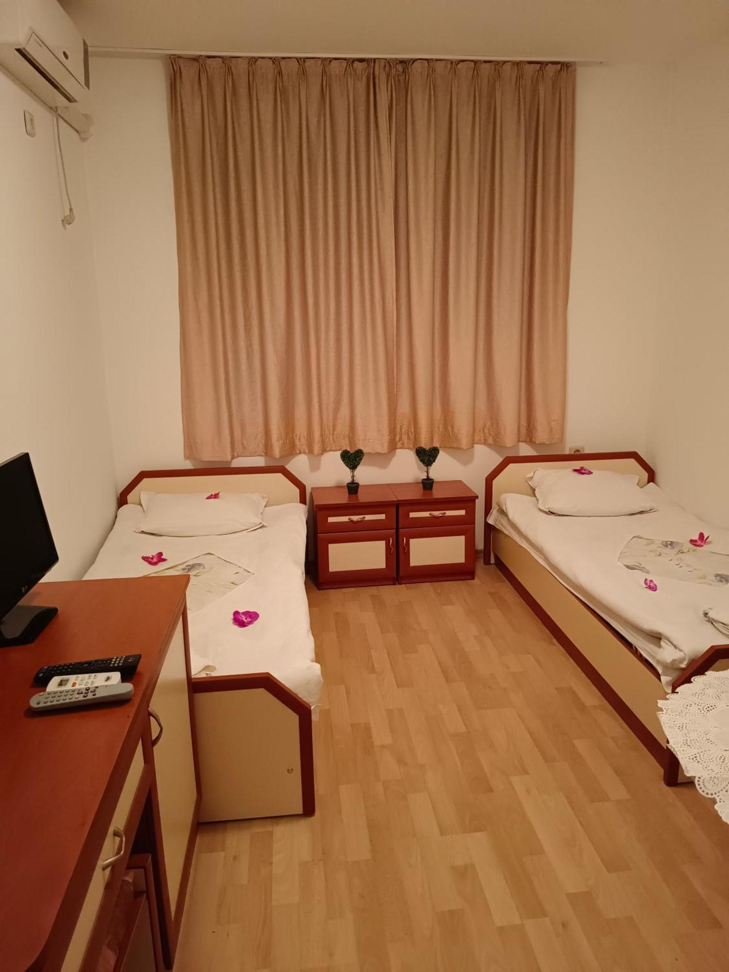 Стаи За Гости Ники Nesebar Exterior photo