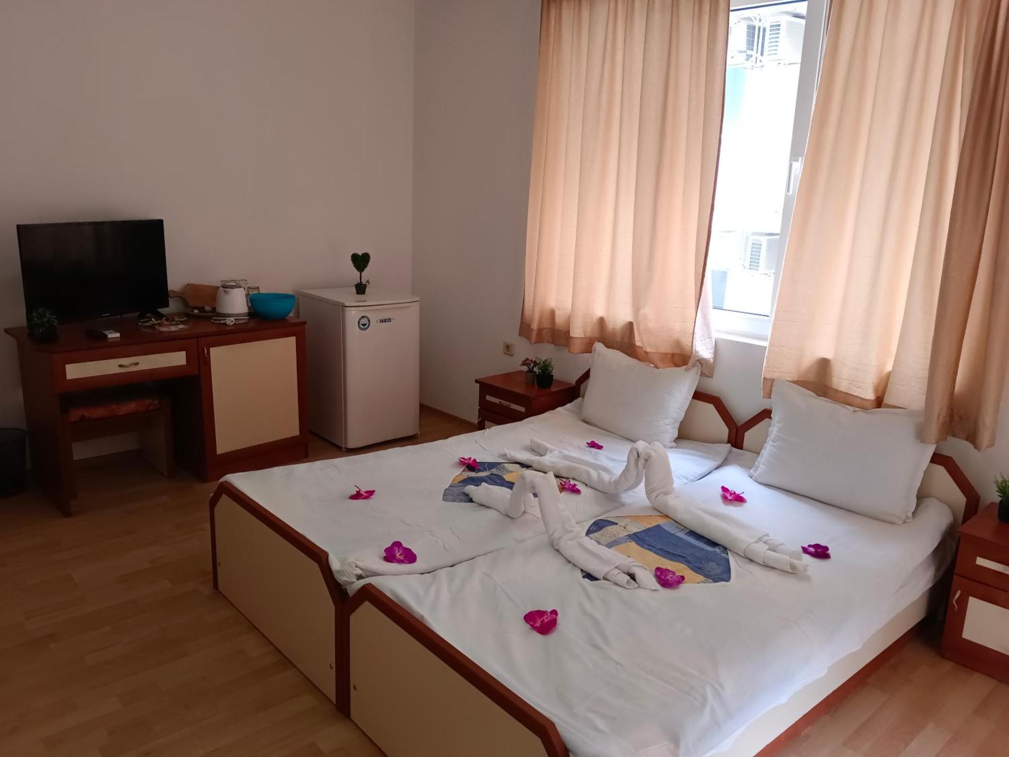 Стаи За Гости Ники Nesebar Exterior photo